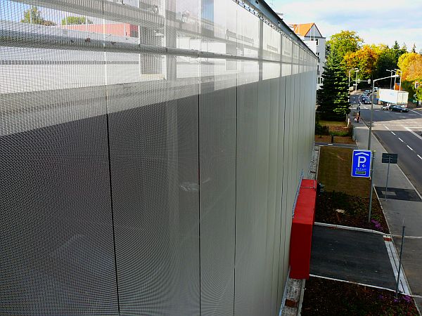 Parkhaus Tivoli, seitliche Vorderansicht